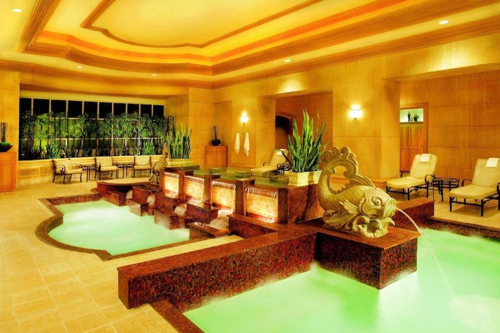 Mandalay Bay Resort And Casino By Suiteness Las Vegas Eksteriør bilde